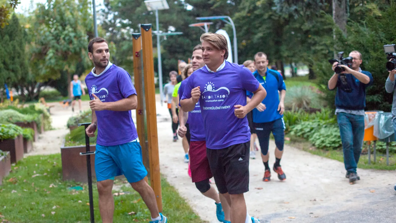 Szilágyi Áron Spar maraton élménykülönítmény bátor tábor futóedzés Gémesi Csanád, Decsi Tamás 