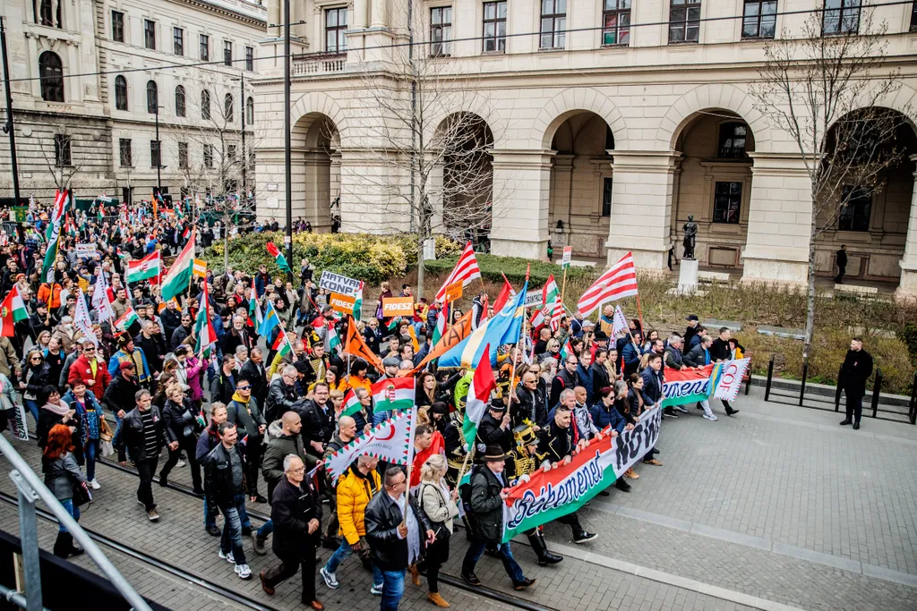 békemenet, március 15, 2022, Kossuth Lajos tér 