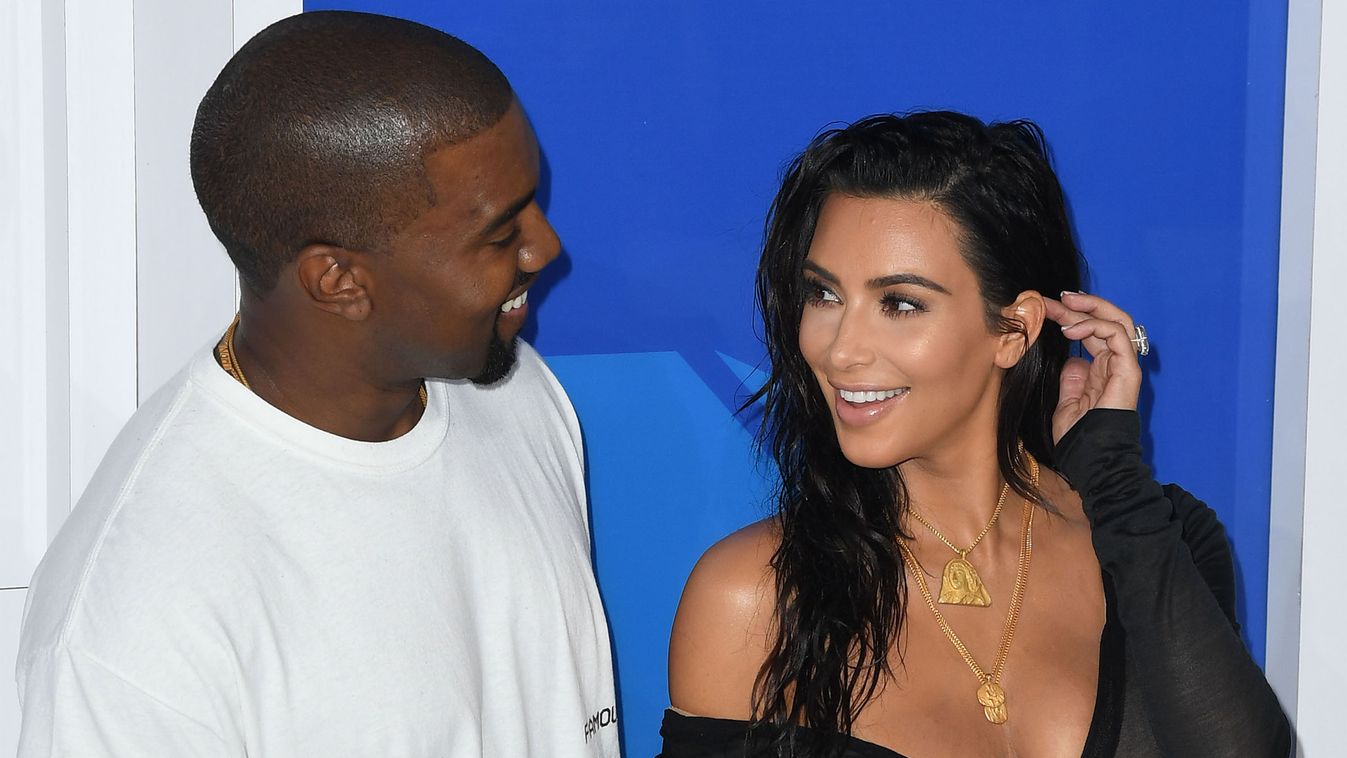 Sztárok és celebek, akik idén jelentették be, hogy babát várnak Kim Kardashian Kanye West 