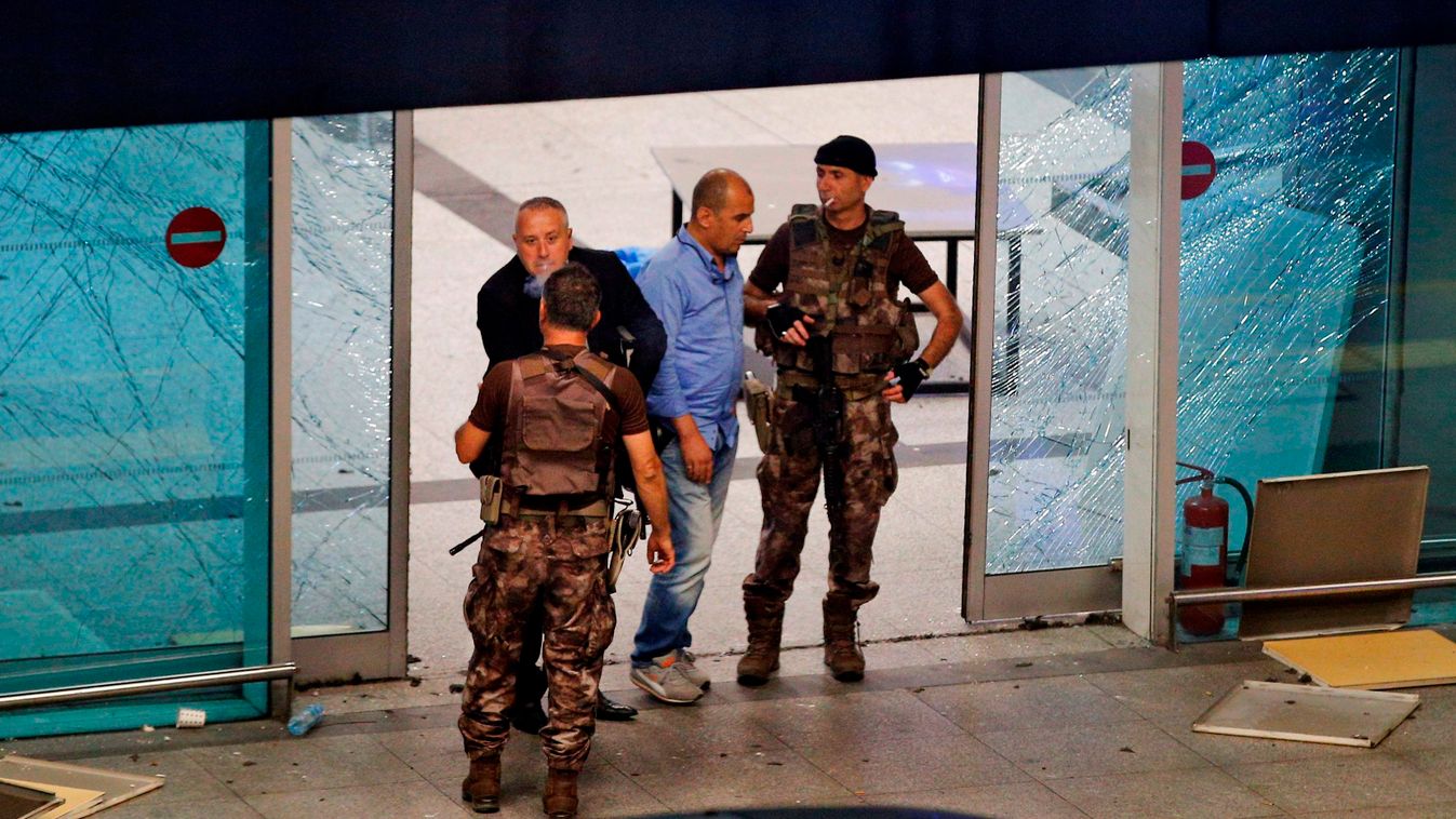 Isztambuli reptéri merénylet 