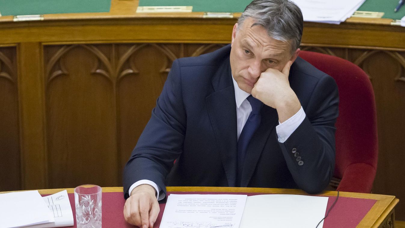 Parlament Orbán Viktor Fidesz 