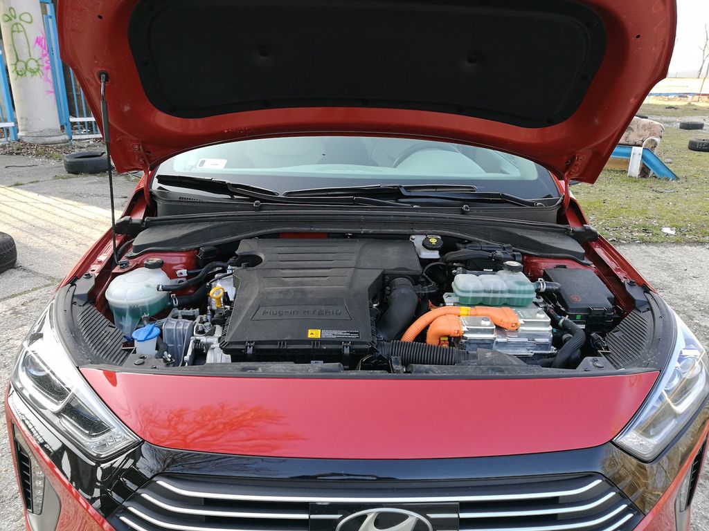 Hyundai Ioniq Plug-in Hybrid 