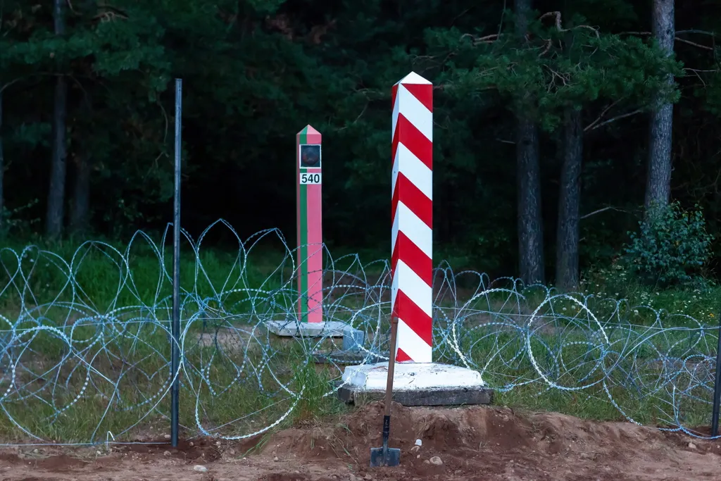 Kerítés épül az illegális bevándorlás megállításáért Lengyelországban, galéria, 2021 
