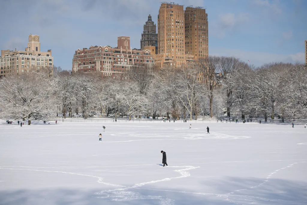 New York, havazás, időjárás, hó, hóvihar 2022 