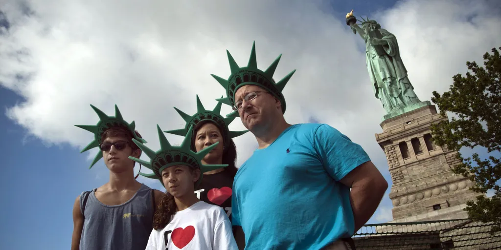 New York, Szabadság szobor, látogató, család