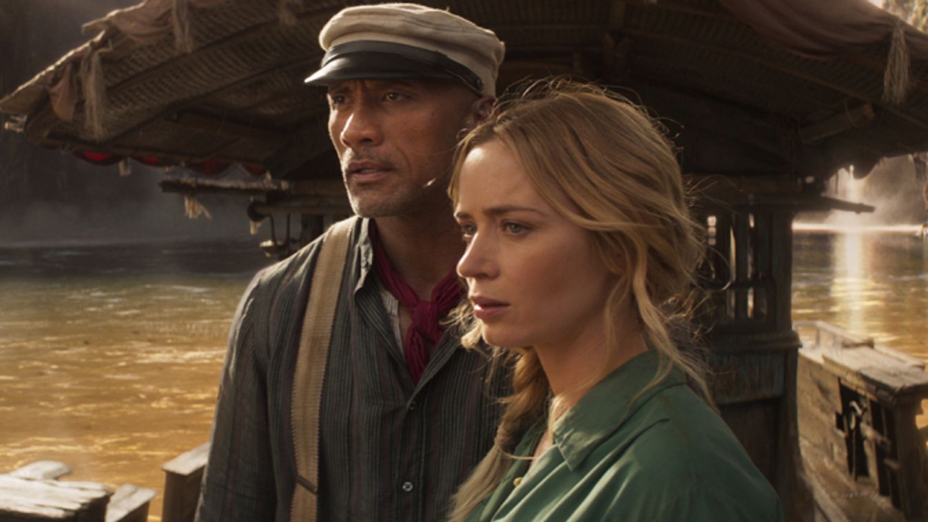 Dwayne Johnson is Frank and Emily Blunt is Lily in Disney’s JUNGLE CRUISE. 