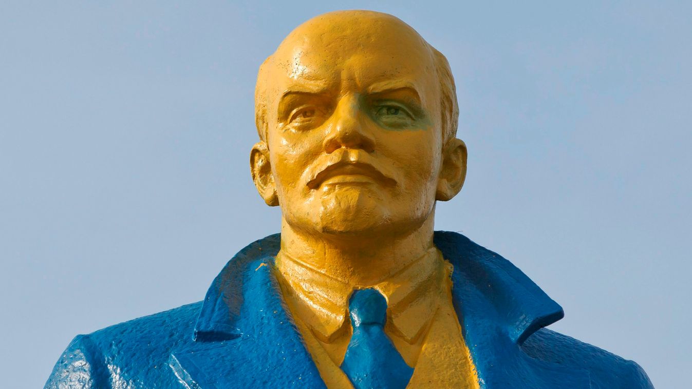 Ukrán válság – Lenin-szobor 