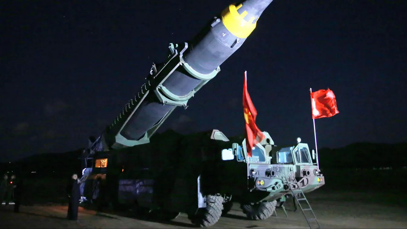 Hvaszong-12, rakéta, Észak-Korea, Kim Dzsongun 