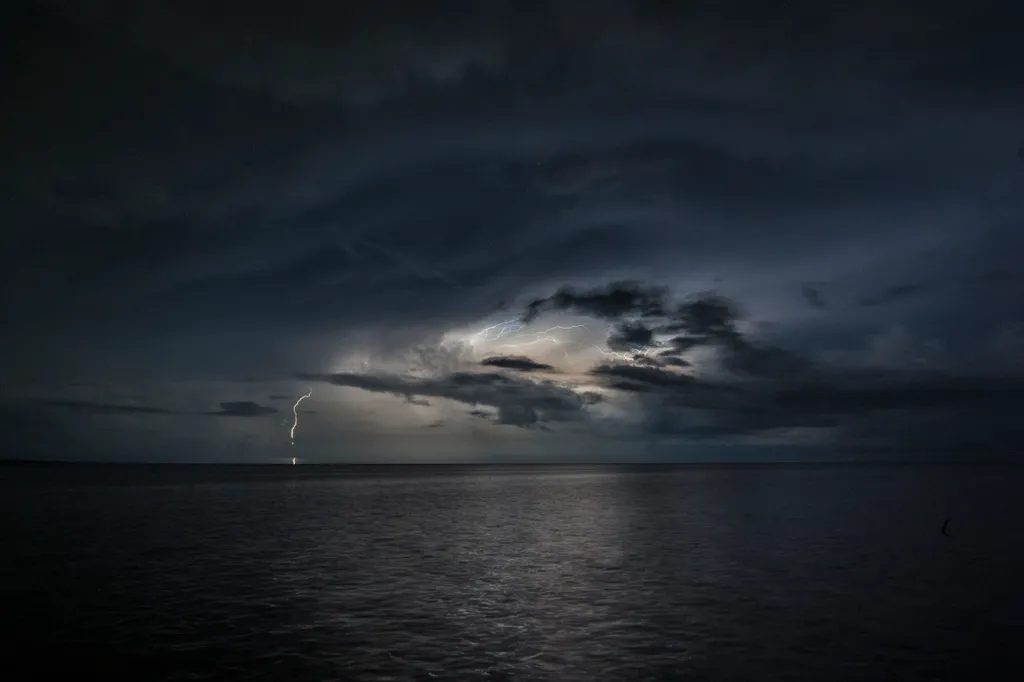 Catatumbói villámlás, Maracaibo-tó 