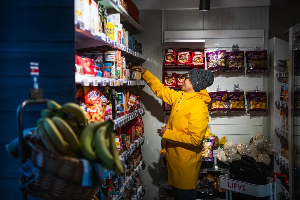 Személyzet nélküli üzletek vidéken, Svédországban  En Sučde, des mini-supermarchés sans personnel ŕ la rescousse des campagnes retail Horizontal 