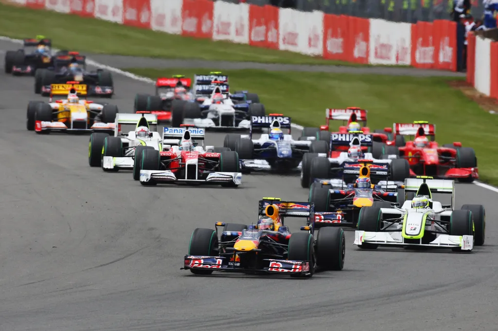 Forma-1, Sebastian Vettel, Red Bull, Brit Nagydíj 2009 rajt 