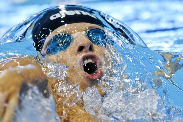 Verrasztó Dávid úszik a férfi 200 méteres hátúszás előfutamában a 31. úszó Európa-bajnokságon, a Debreceni Sportuszodában, május 25-én
