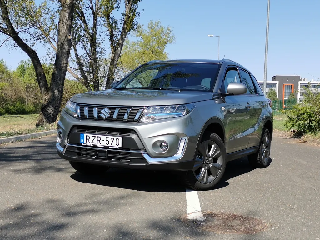 Suzuki Vitara Hybrid teszt (2020) 