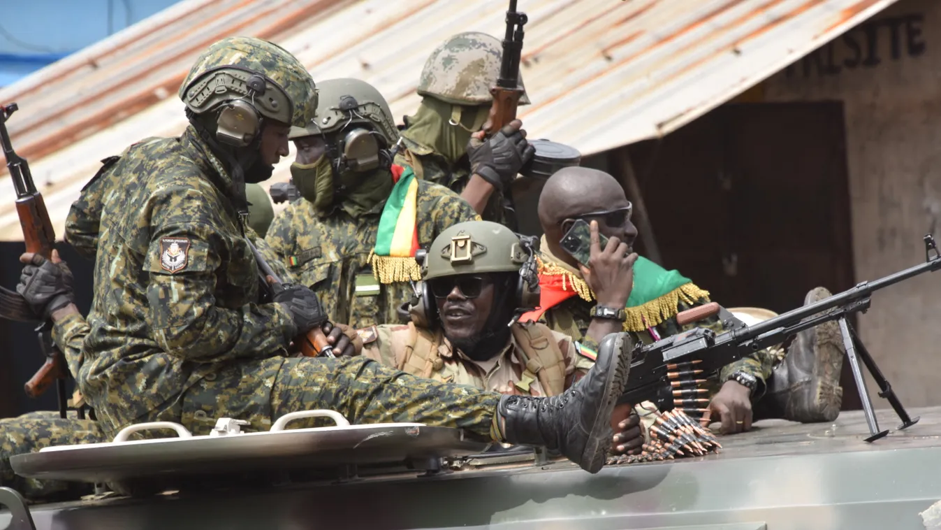 Guinée: tirs nourris dans le centre de Conakry, des militaires dans les rues (témoins ŕ l'AFP) Horizontal 