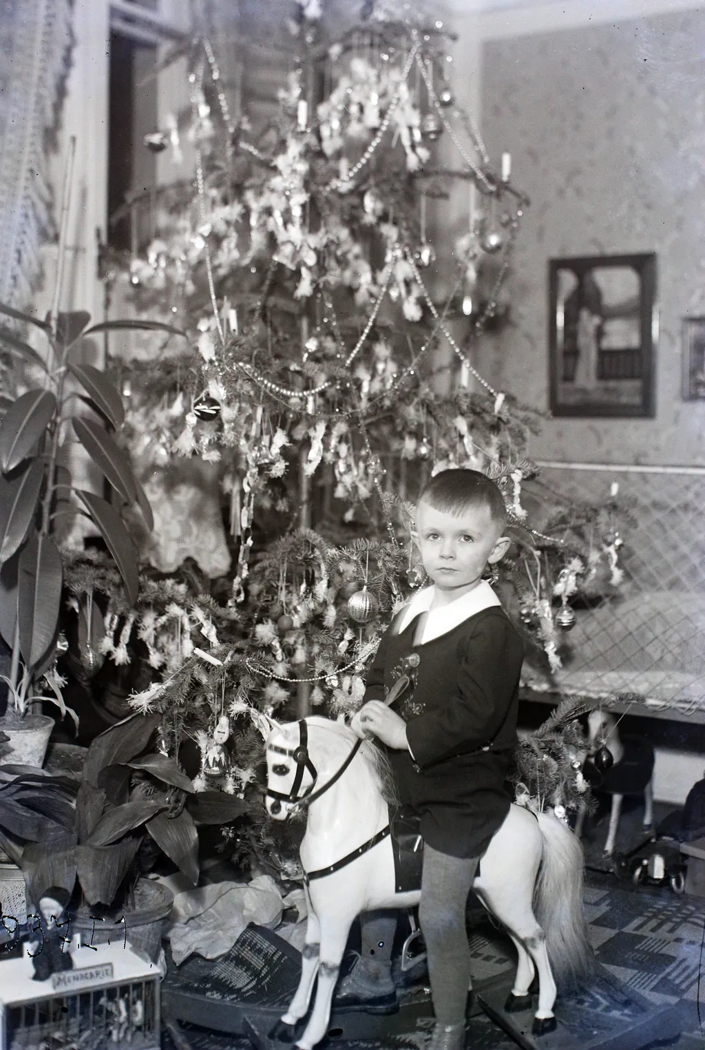 karácsony 1938 hintaló 