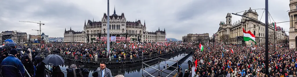 Békemenet 2018.03.15. Budapest, Kossuth tér, március 15. ünnepség, panoráma 