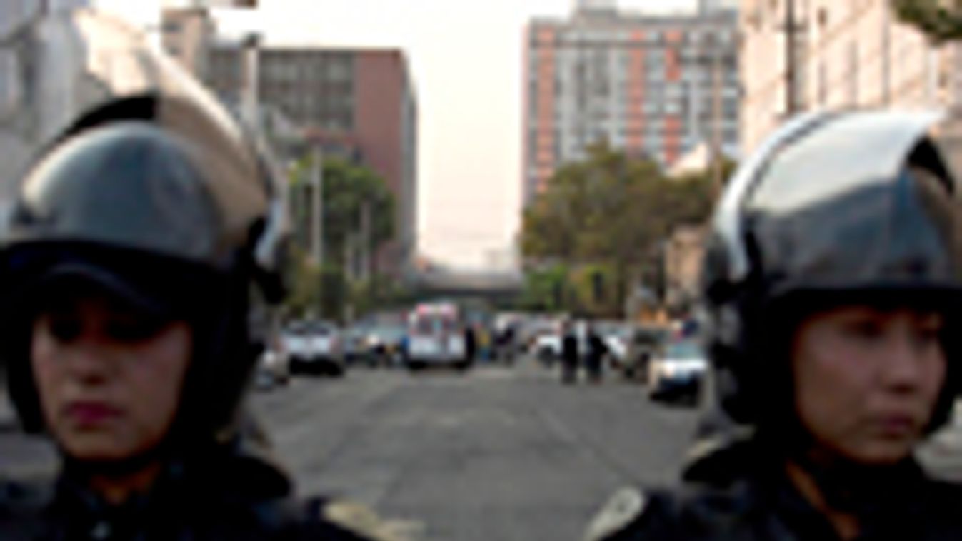 Mexikóváros, robbanás a Pemex állami olajtársaság székházában