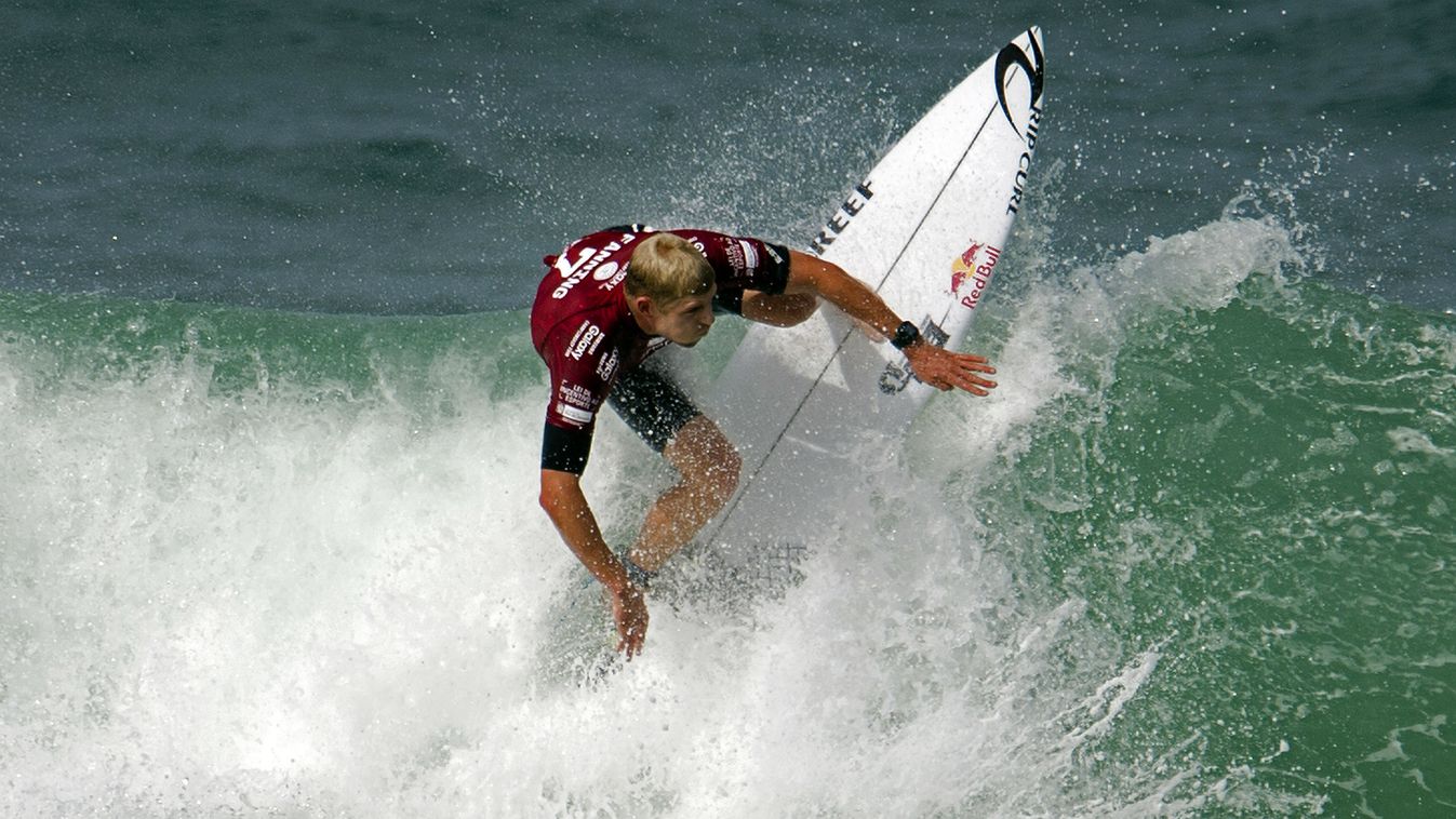 Mick Fanning ausztrál szörfös 