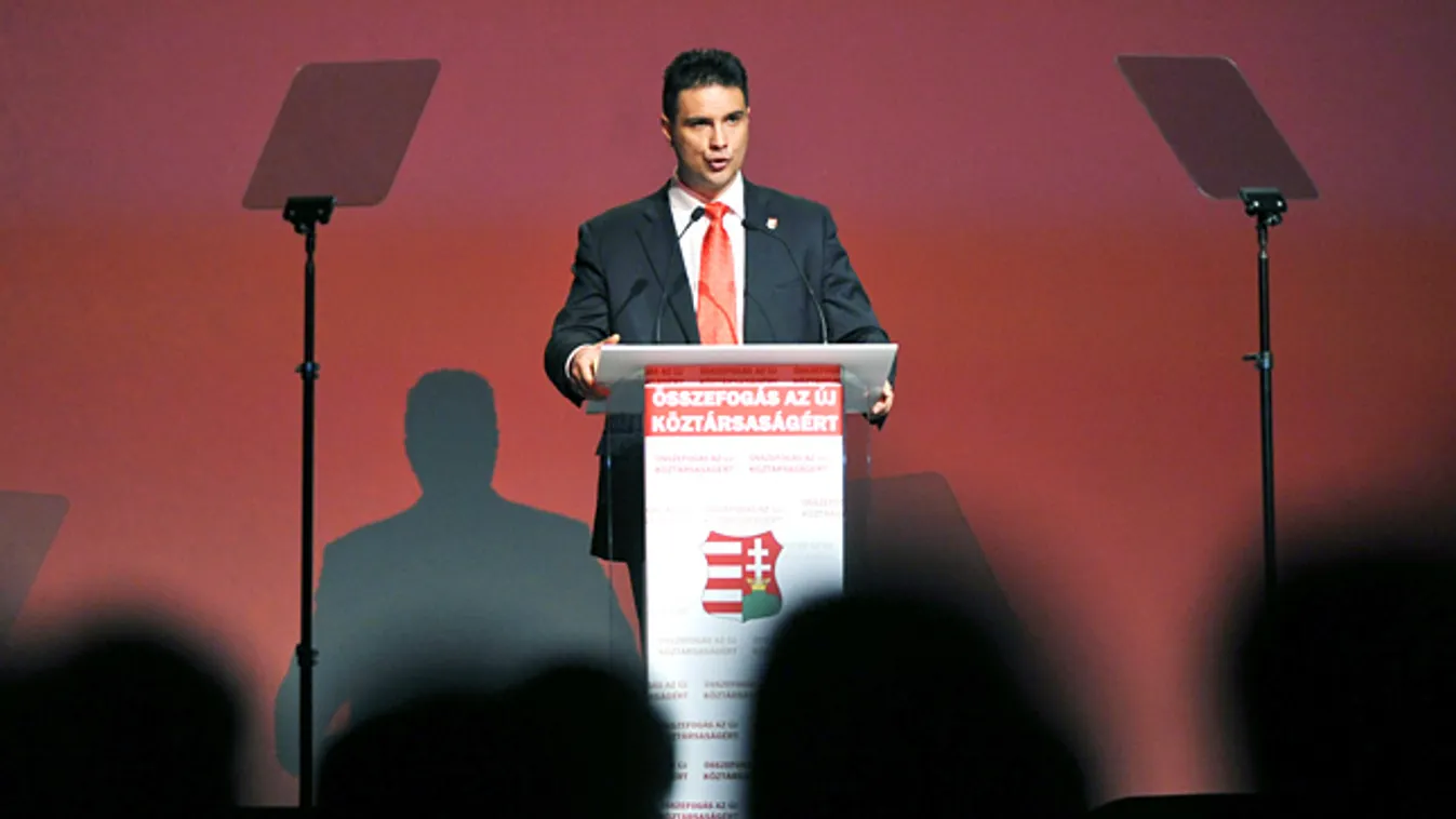 Mesterházy Attila, a Magyar Szocialista Párt elnöke, MSZP soron kívüli kongresszus
