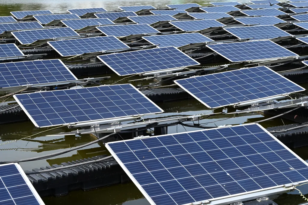 Szingapúrban úszó napfarmokat építenek az éghajlatváltozás elleni küzdelemben energy GENERAL VIEW SOLAR ENERGY 