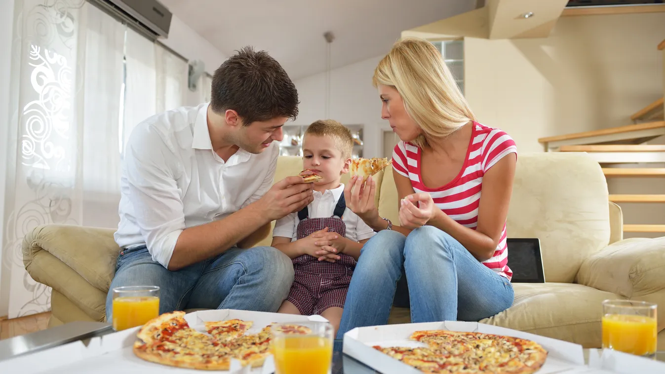 család pizza A gyermekkori elhízás nemcsak esztétikai probléma 