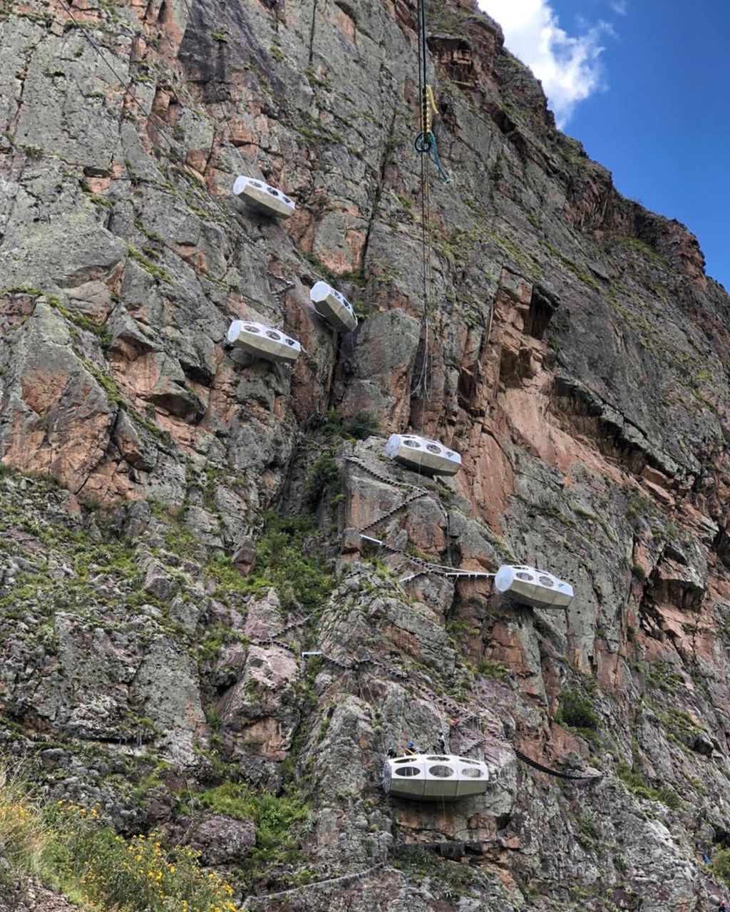 Skylodge Adventure Suites (Cusco, Peru) 