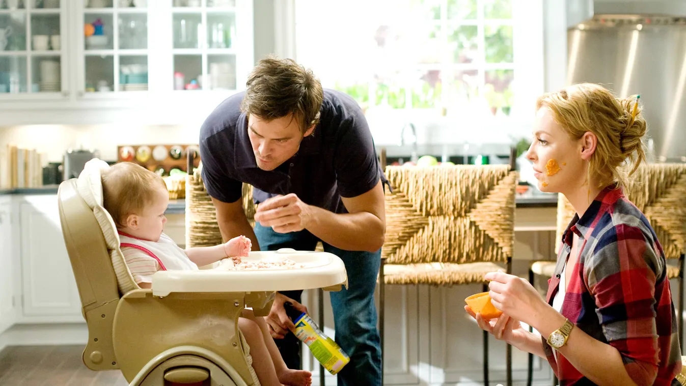 Life As We Know It Cinema MAN WOMAN to feed feeding BABY babyfood face smear high chair 