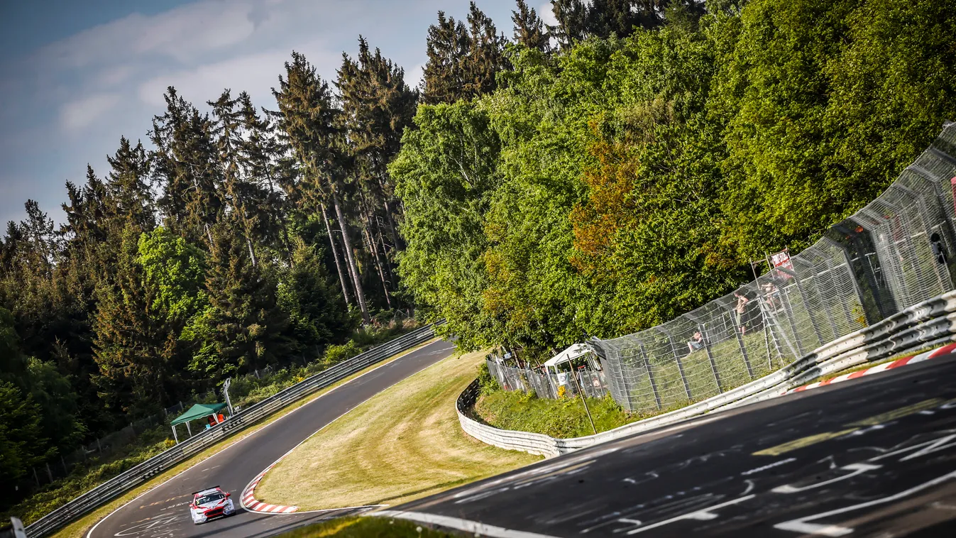 AUTO - WTCR NURBURGING 2018 allemagne auto championnat du monde circuit course europe fia motorsport tourisme wtcr cup 05 MICHELISZ Norbert (HUN), BRC Racing Team, Hyundai i30 N TCR, action during the 2018 FIA WTCR World Touring Car cup of Nurburgring, No