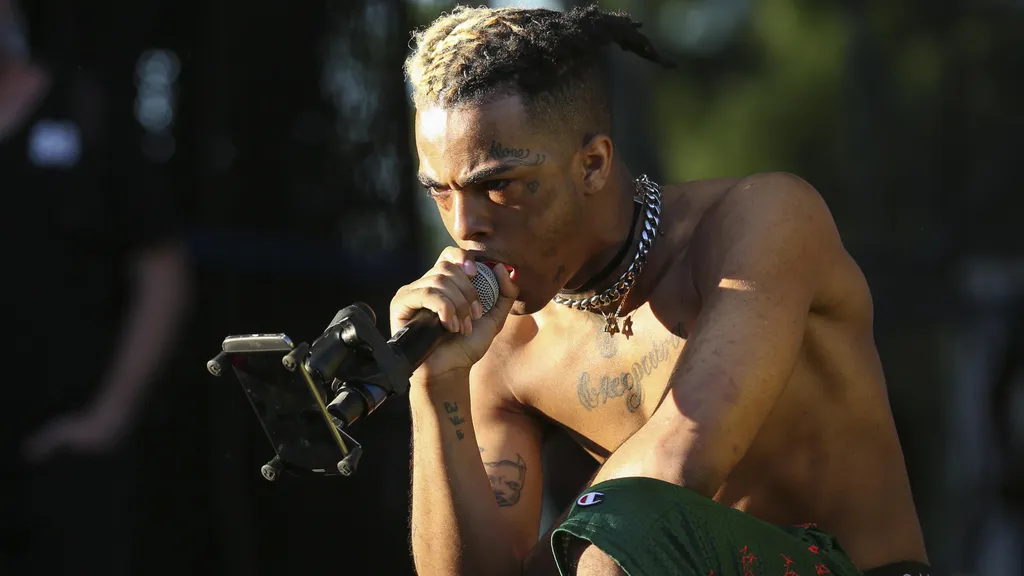 Agyonlőtték az utcán a 20 éves XXXTentacion néven ismert rappert 