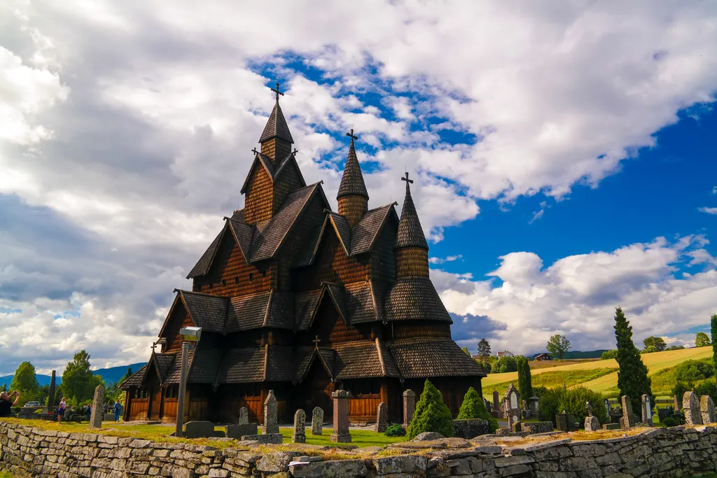 Norvégia egyedi fa templomai a vikingek korát idézi, templom, viking templom, viking, épület, építészet, vallás, Norvégia, norvég, Heddal Stave Church, Heddal 