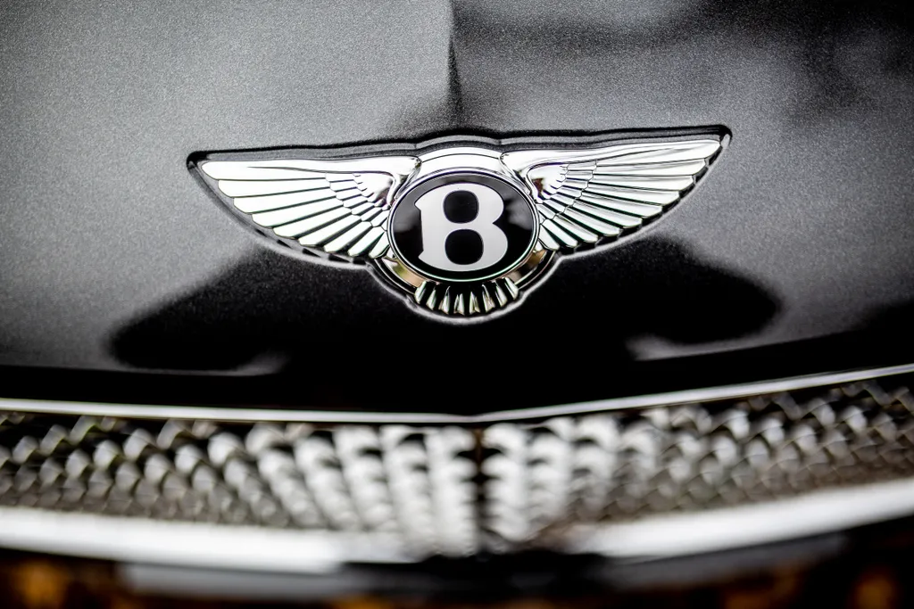 Bentley Bentayga
autó, Budapest, 2020.11.13. 