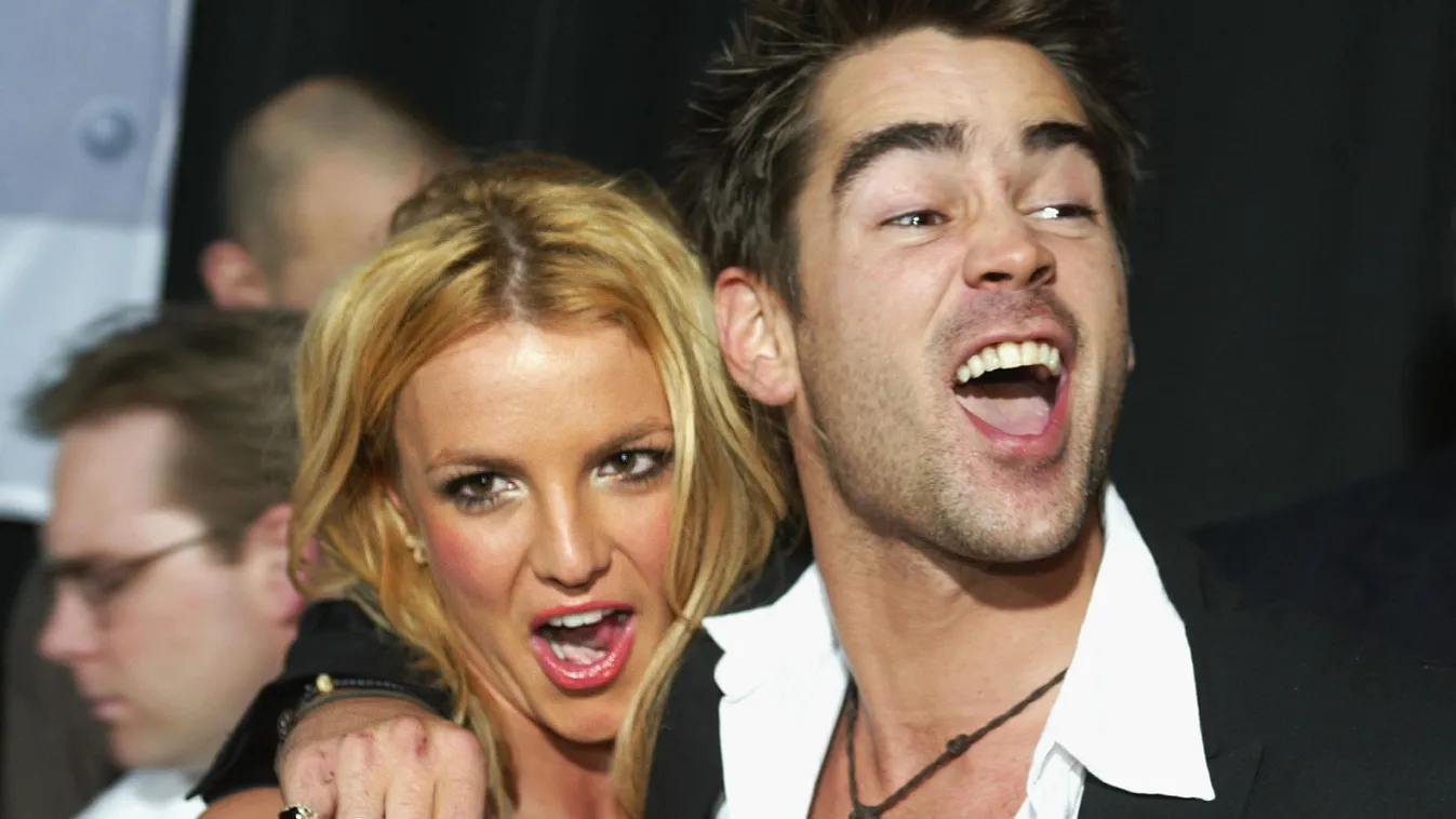 Los Angeles Premiere of "The Recruit" THE RECRUIT SINGER ACTOR POP STAR MOVIE PREMIERE HALF LENGTH ENTERTAINMENT COLIN FARRELL CELEBRITY britney spears 1747806 best of 2003 bestof2003ent 174780 