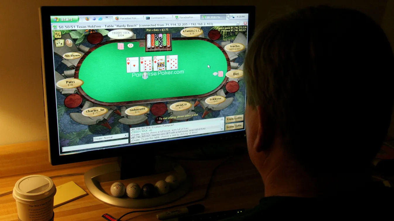 Online szerencsejáték, pénzes póker a számítógépen 

