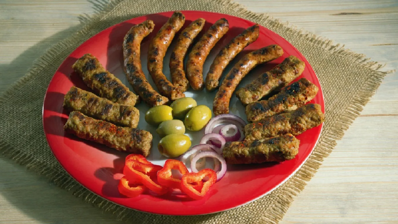 balkán konyha szerb ételek csevap kolbász 