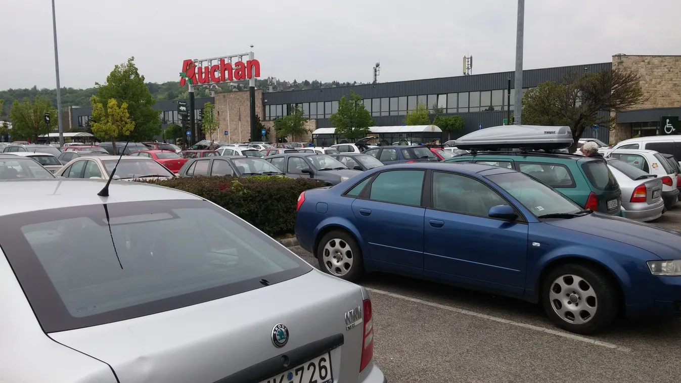 ez történik ha kinyit egy aruhaz vasarnap auchan budakalász 