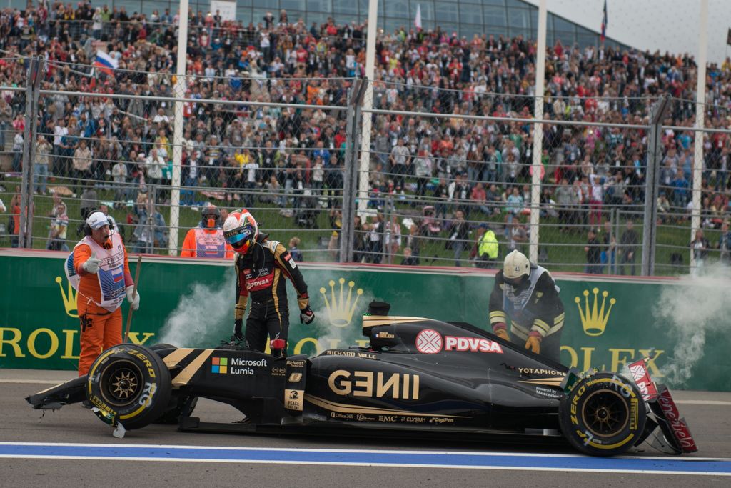 Forma-1, Romain Grosjean, Lotus, Orosz Nagydíj 2015, baleset 
