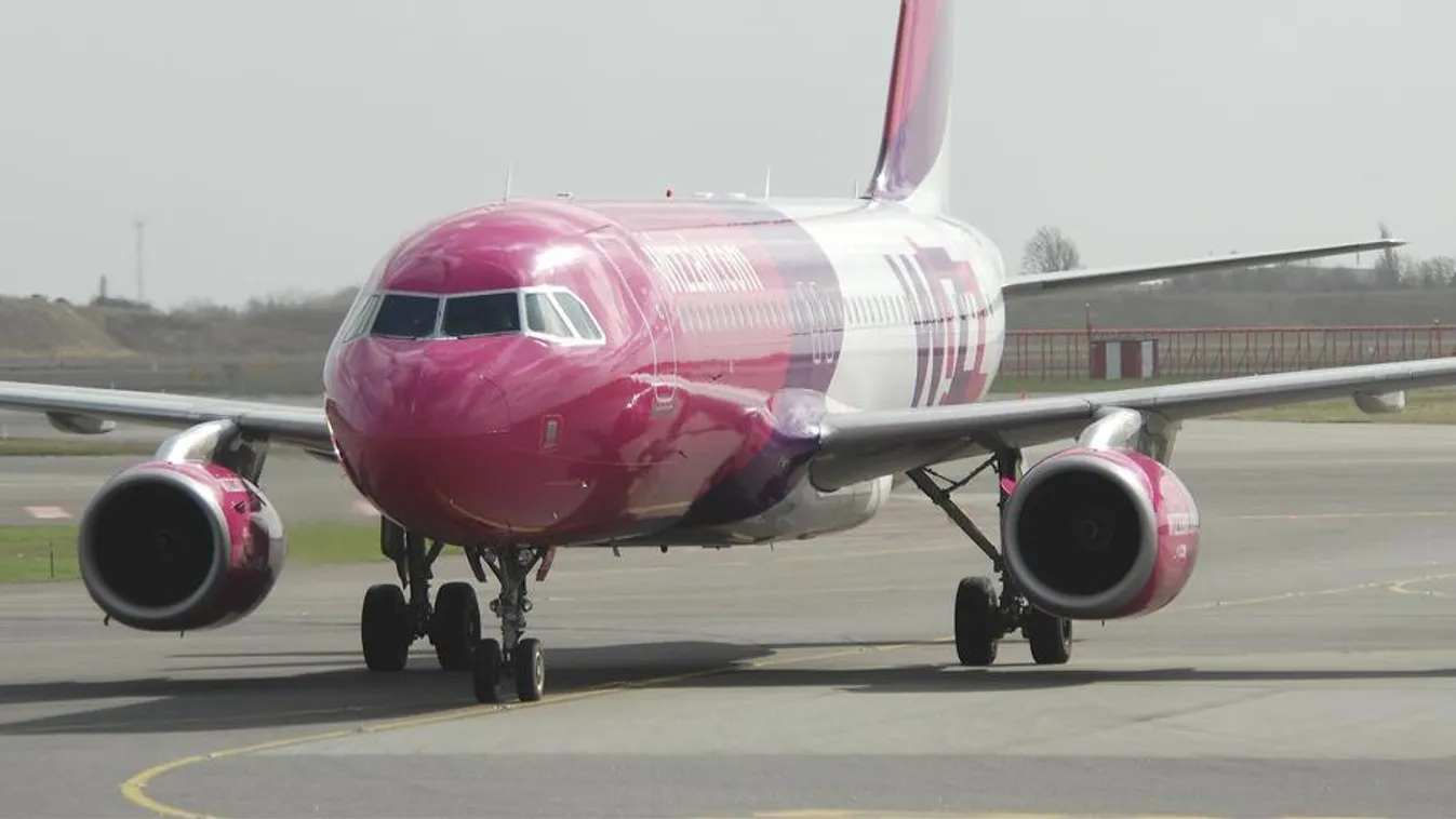 Wizz Air Airbus A320 