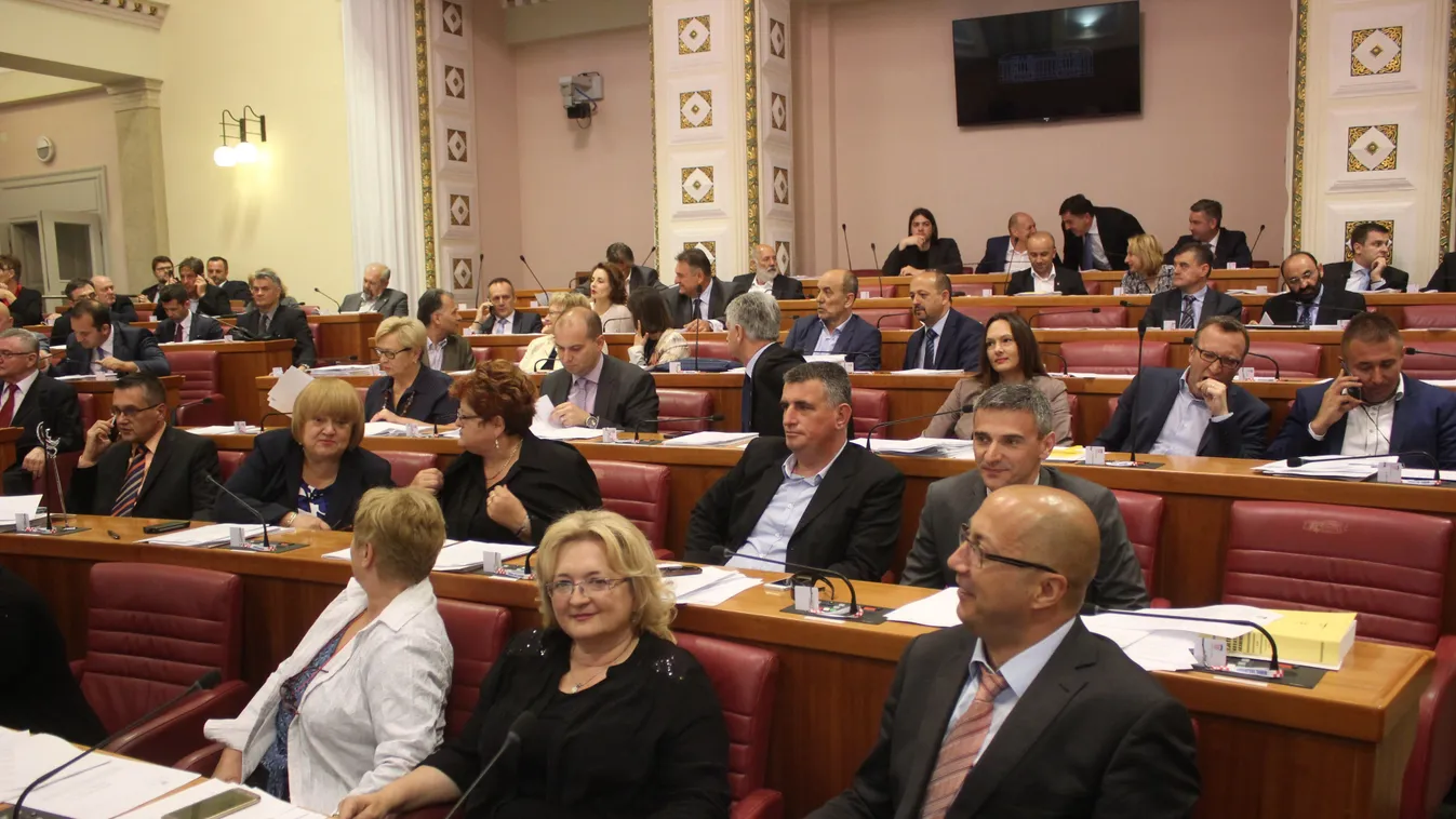 Croatia lawmakers dissolve parliament in Zagreb PARLIAMENT 2016 lawmakers POLITICS Croatia Zagreb SQUARE FORMAT 