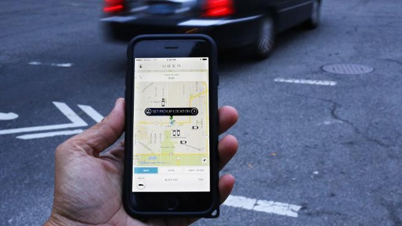 uber autó mobil okostelefon app 