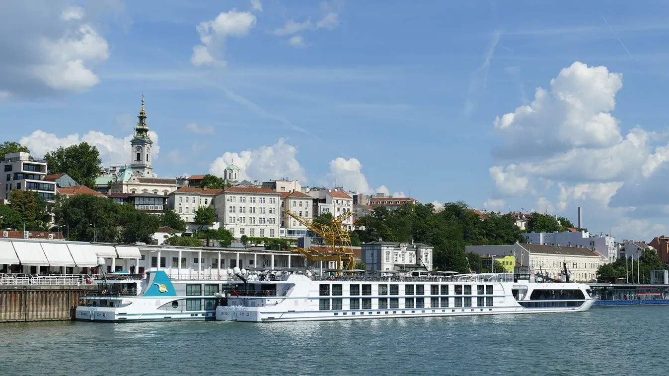 Belgrád Duna hajó közlekedés szerb főváros 