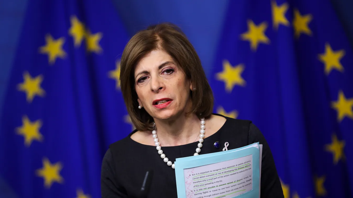Brüsszel, 2020. február 24.
Stella Kyriakides, az Európai Unió egészségügyért felelős ciprusi biztosa sajtóértekezletet tart a tüdőgyulladást okozó új koronavírus olaszországi megjelenésével kapcsolatban Brüsszelben 2020. február 24-én. Több olasz városba