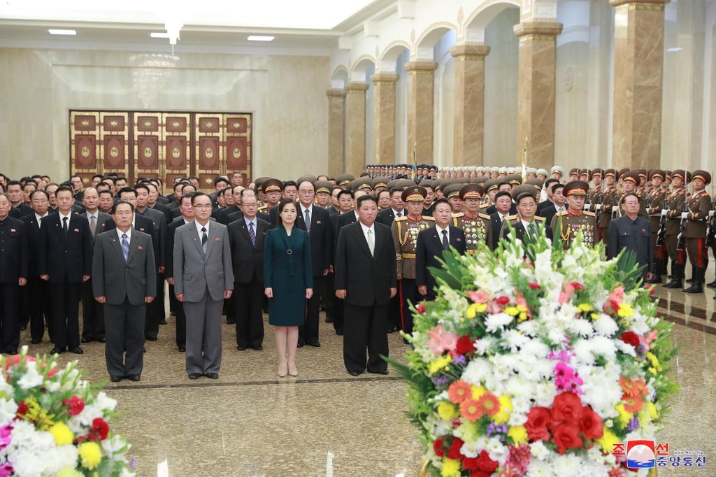 Észak Korea alapításának 73. évfordulója  
 KIM Dzsong Un 