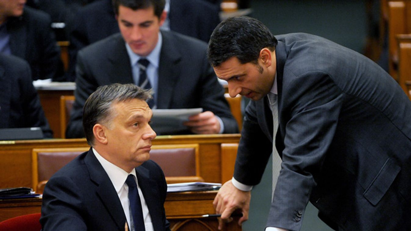 Orbán Viktor leváltása, Lázár János, Fidesz, parlament, plenáris ülés