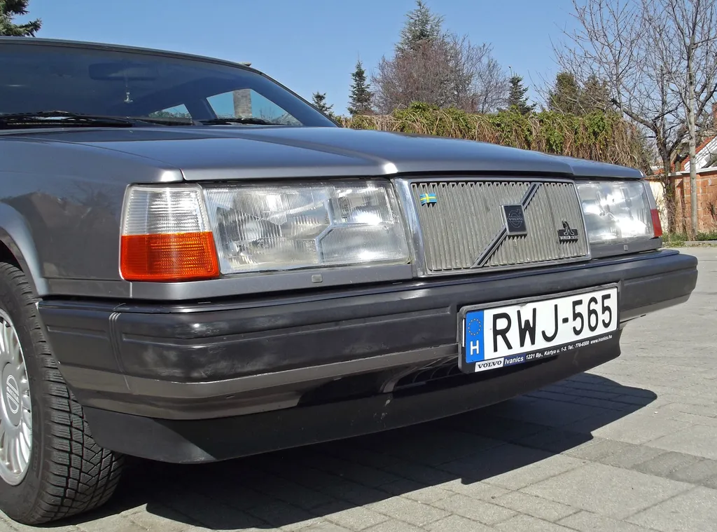 Volvo 940 GL (1991) veteránteszt 