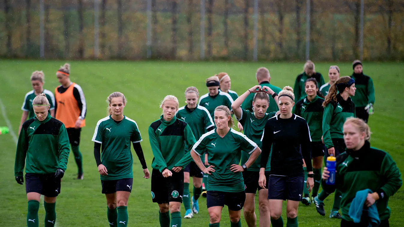 The Danish women's football team is ready to play World championship qualification against Croatia after problems with union negotiations 