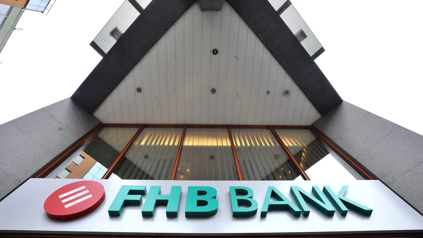 fhb bank FHB bank alulnézet embléma felirat FOTÓ FOTÓ ÁLTALÁNOS NÉZET SZIMBÓLUM 