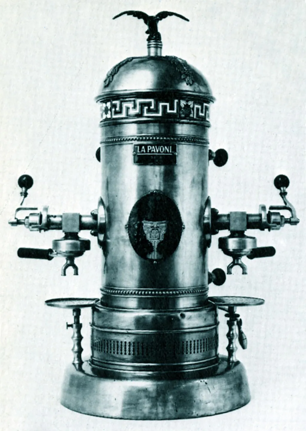 Konyhaeszközök a dédnagymamáink korából  La Pavoni  espresso machine 1910. 