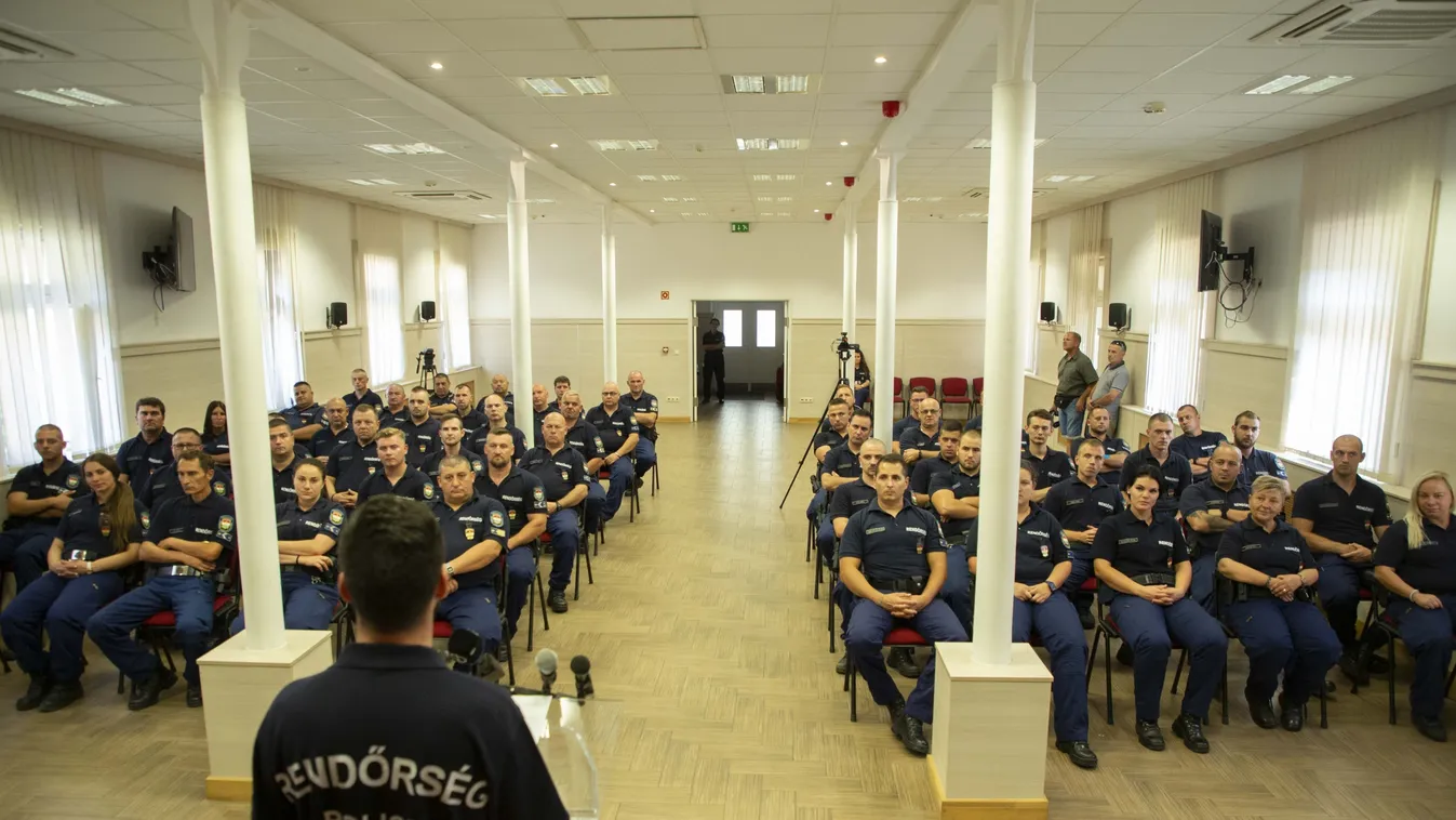 Rendőrség, ORFK,rendőri egység,Szlovénia, Észak-Macedónia, Szerbia, migráció, határvádelem 