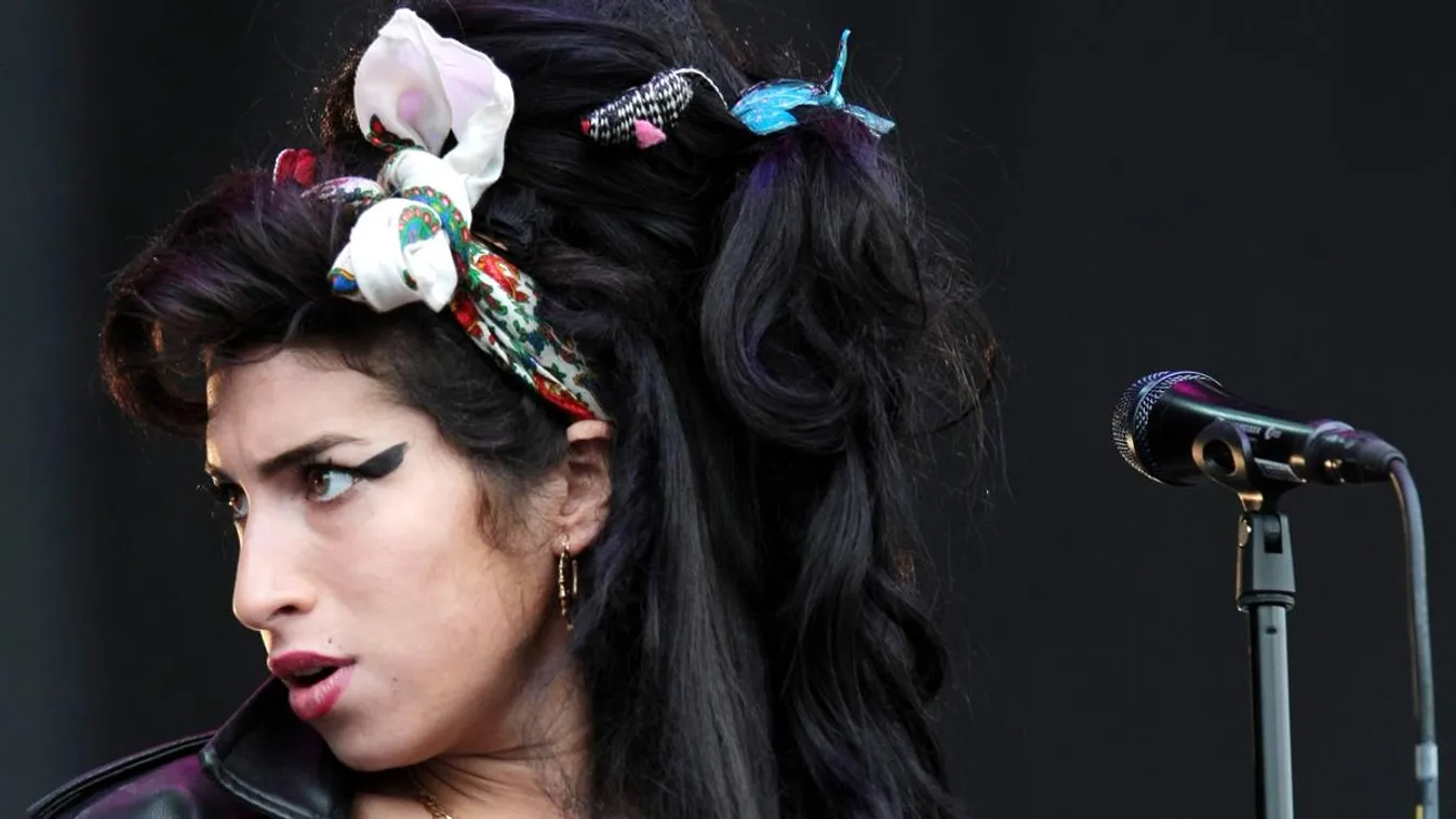 Ma lenne 33 éves Amy Winehouse! Íme, 5 trend, amit tőle tanultunk! trend 