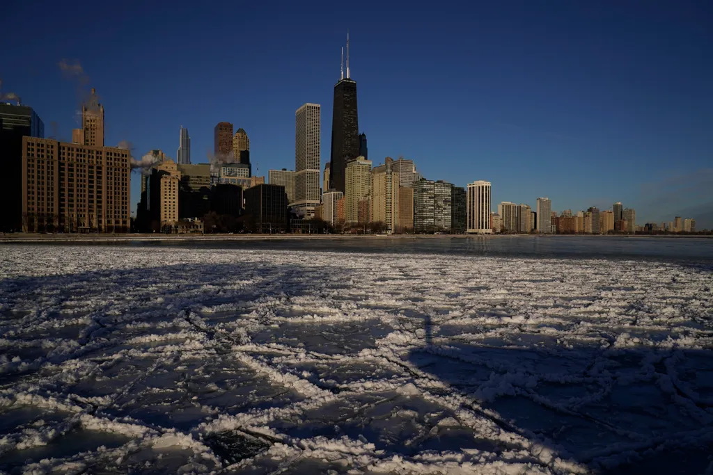 fagyos idő, egyesült államok, usa, amerika, new york, minnesota, minneapolis, Ohio, 2023. 02. 03. 